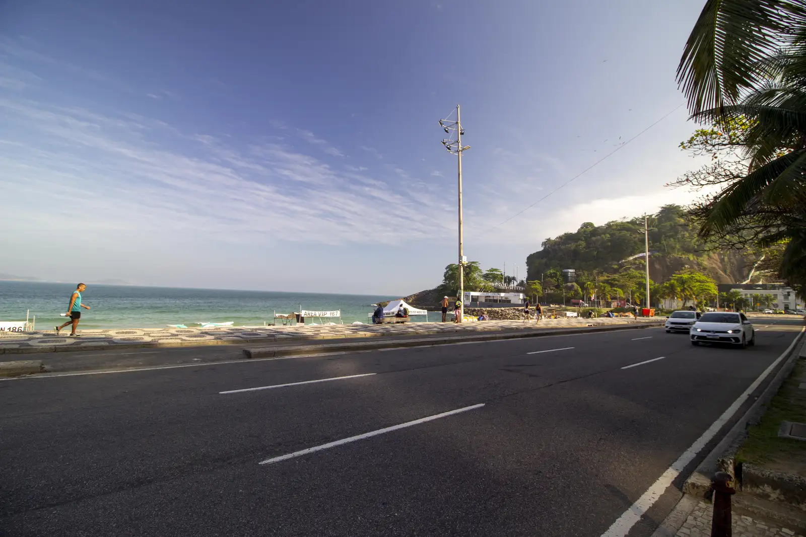 Avenida Delfim Moreira beside Praia do Leblon in Rio de Janeiro