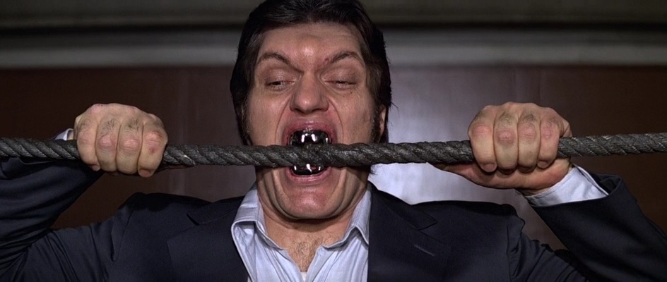 Jaws bites through the cable