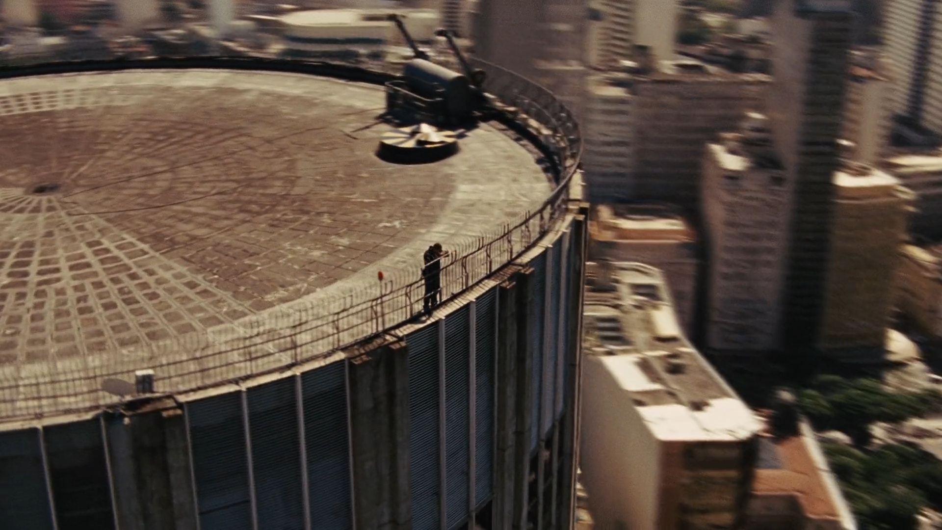 Fast Five: rooftop observer overlooking Rio