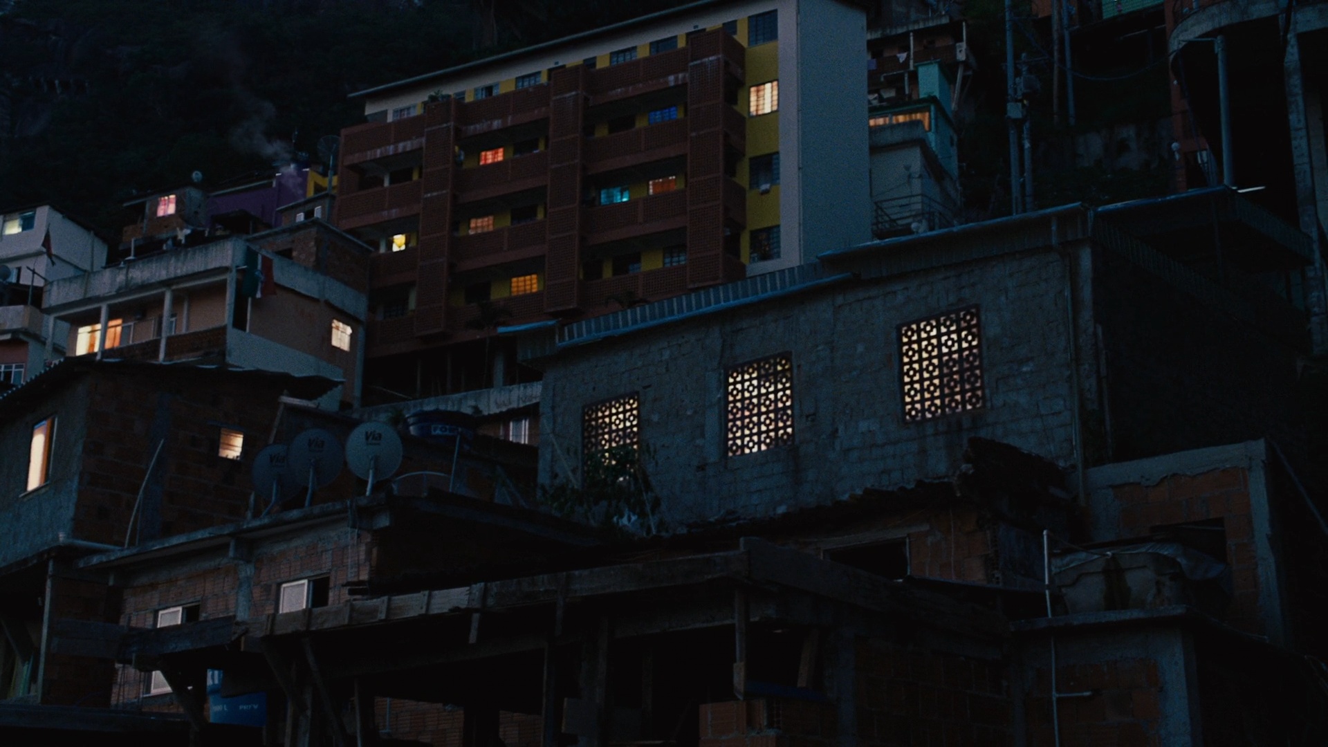 Night view of Santa Marta in Fast Five